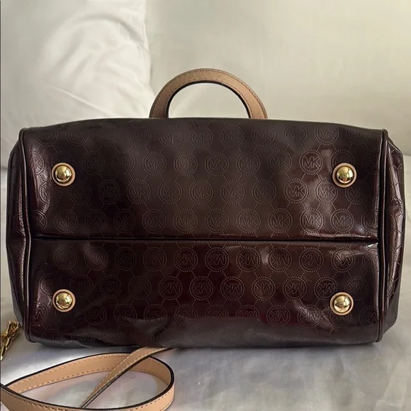 Authentic Michael Kors Dark Brown Crossbody‎ Bag with Gold Accents 9”/13” - Picture 5 of 8